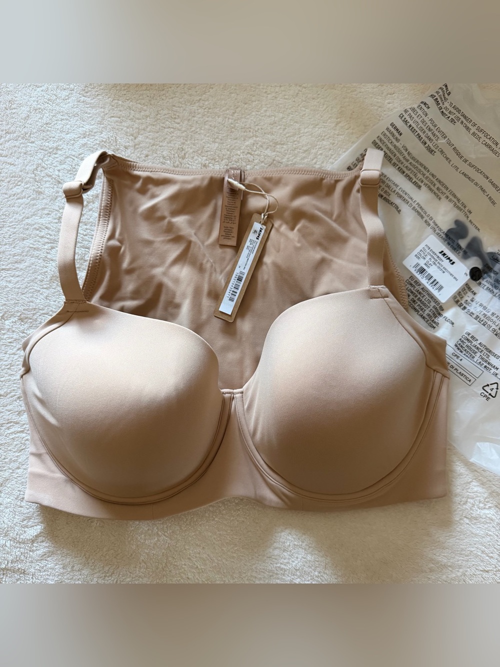 NWT Skims Fits Everybody Back Smoothing Bra